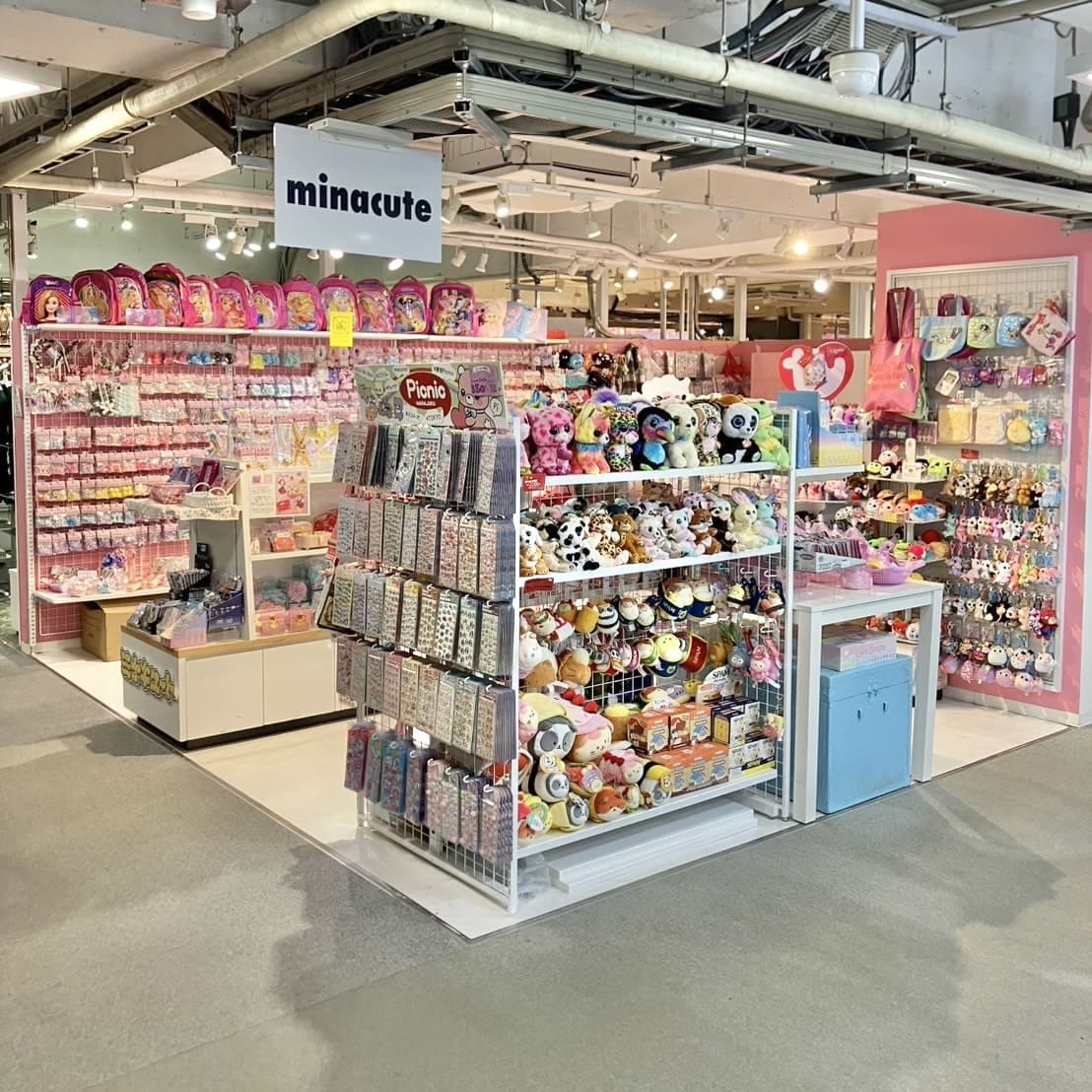 minacuteラフォーレ原宿店